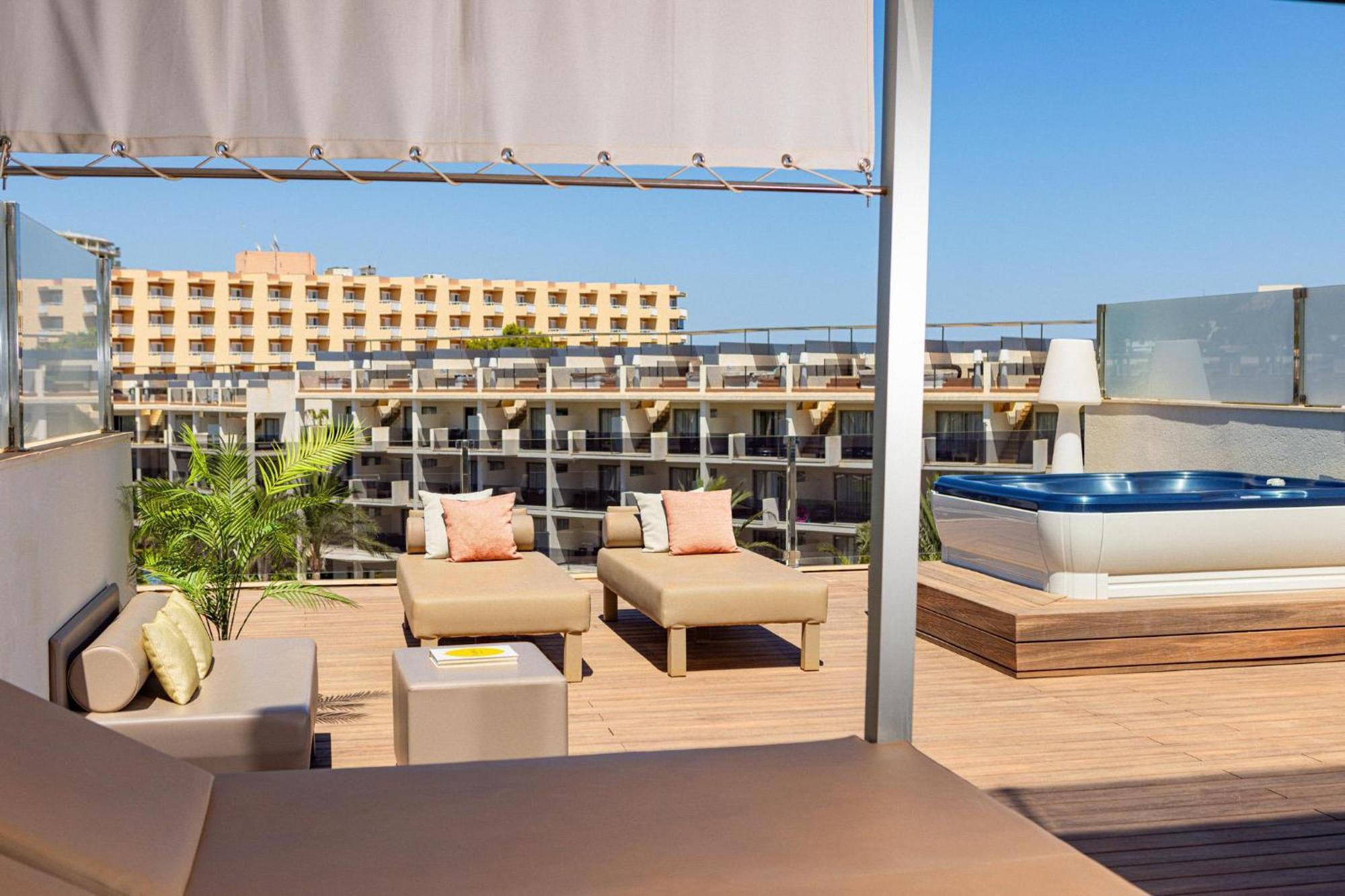 Zafiro Palace Palmanova Luaran gambar