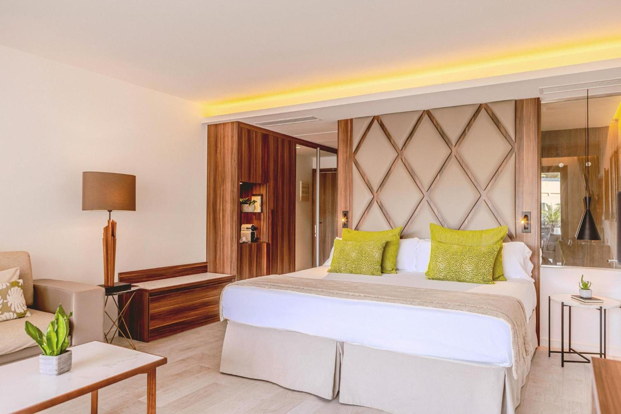 Zafiro Palace Palmanova Luaran gambar